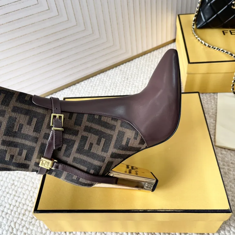 Fendi Shoe 